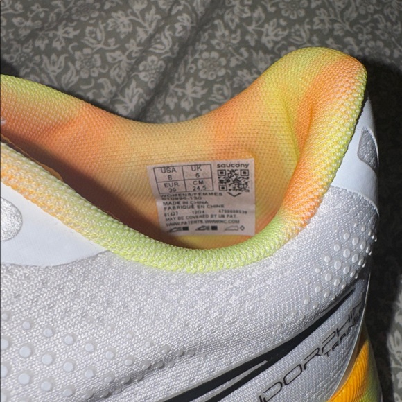 Endorphin Trainer Road-Running Shoes, negotiate price - Picture 7 of 7